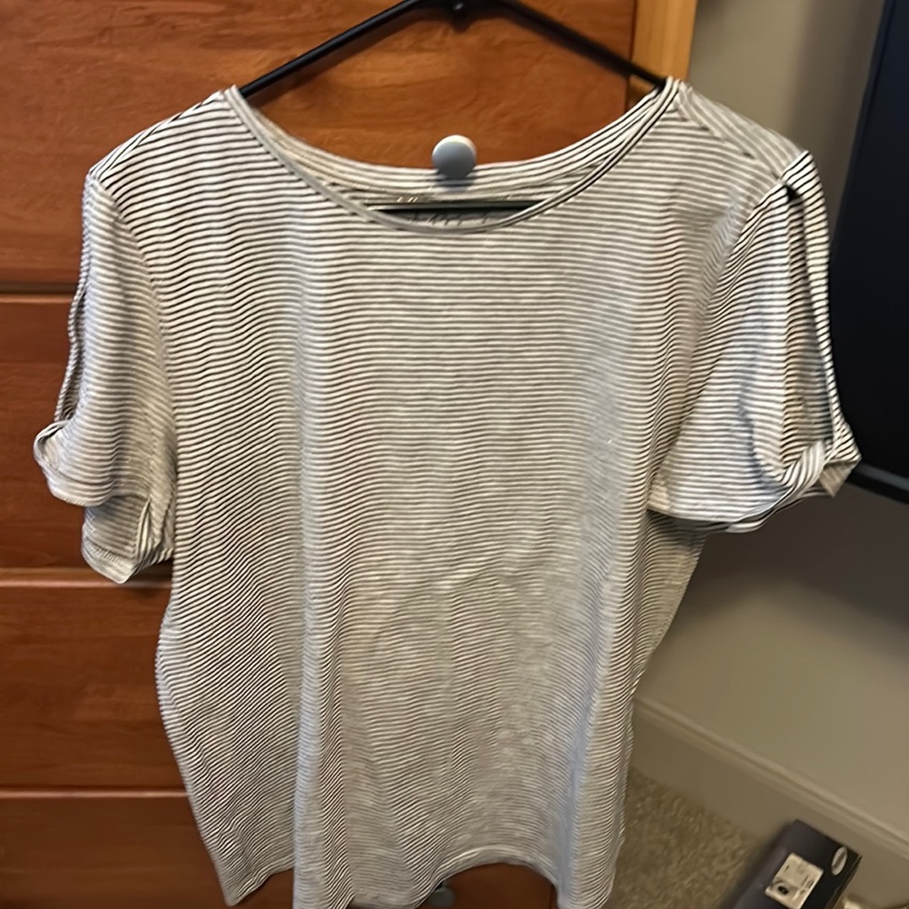 Ann Taylor Loft Blue White And Gold Top Size Xl
